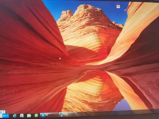 15.6 cali Ekran dotykowy przemysłowy LCD Panel PC z wyświetlaczem XDR OLED